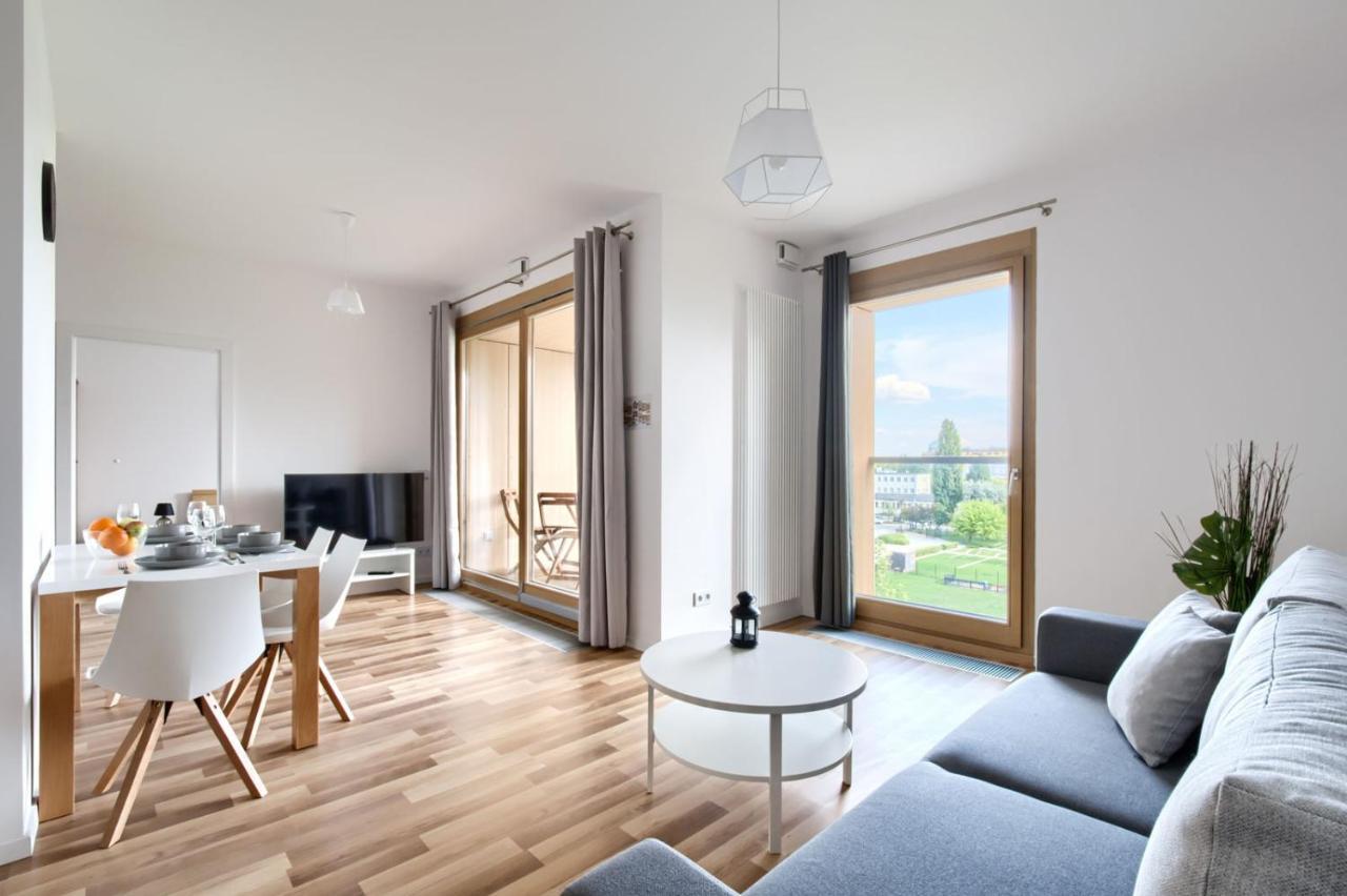 19 Dzielnica Kolejowa P&O Serviced Apartments Warsaw Exterior photo